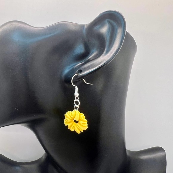 Hair Scrunchie Earrings - Pony Tail Holder Earrings - Quirky Earrings - Scrunchy - Picture 10 of 10